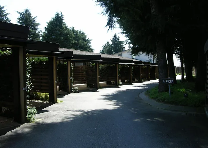 Rona Motel